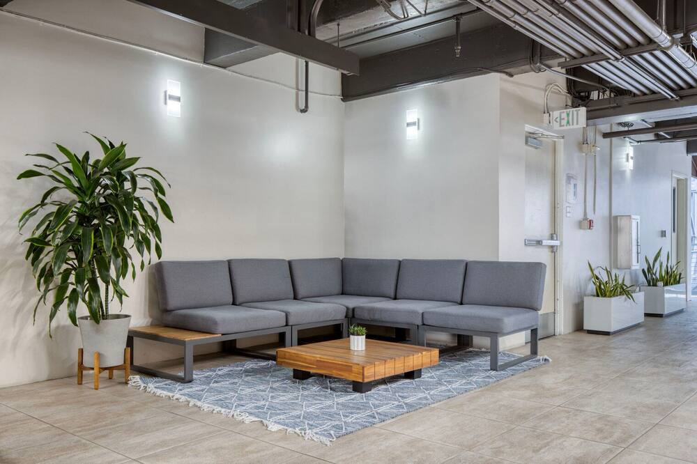 Photo of Livingroom in Financial District