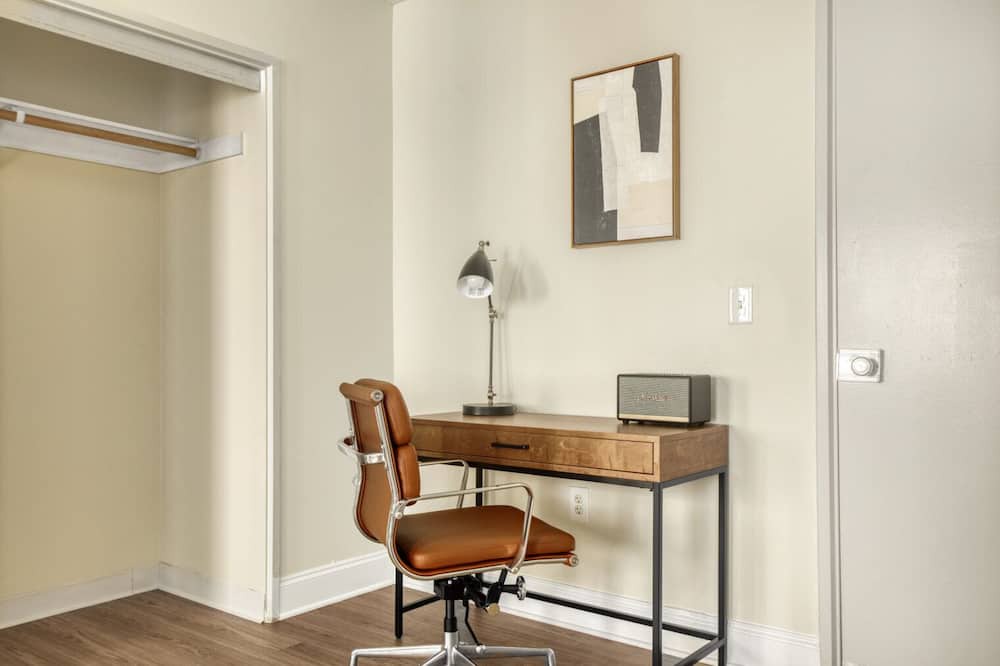 Photo of Bedroom in Financial District