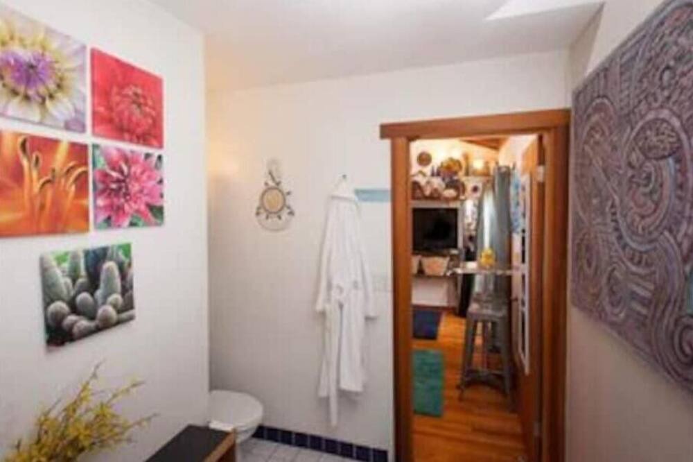 Photo of Bedroom in Norma Triangle