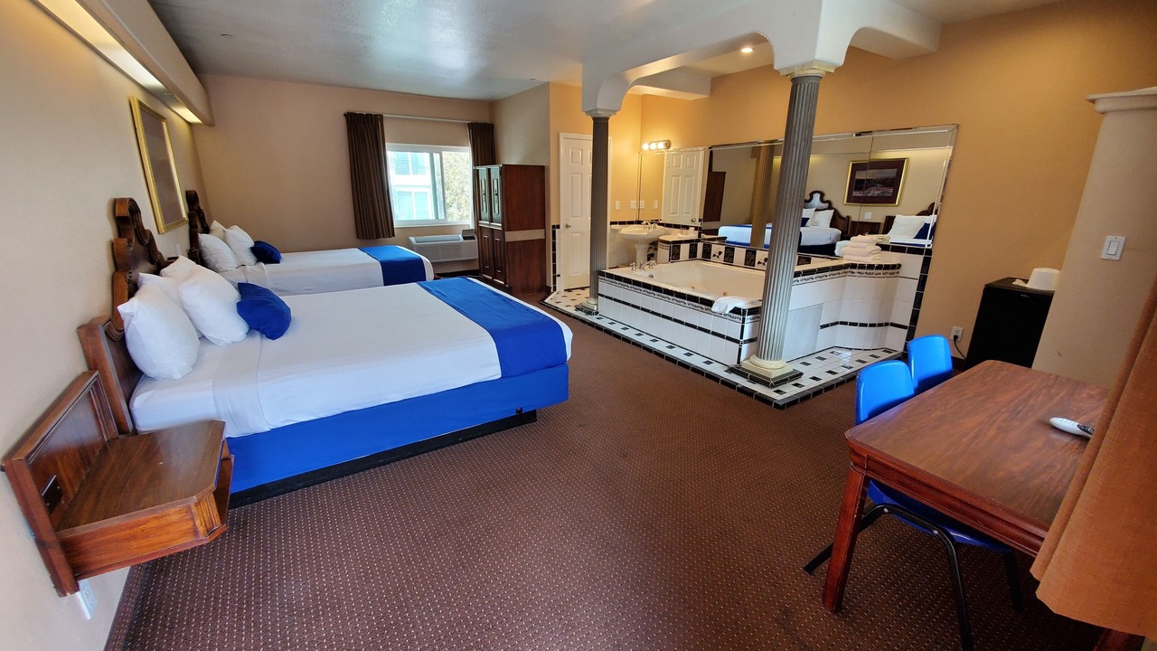 Photo of Bedroom in NoHo Arts District