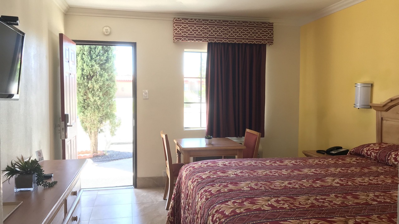 Photo of Bedroom in Twentynine Palms