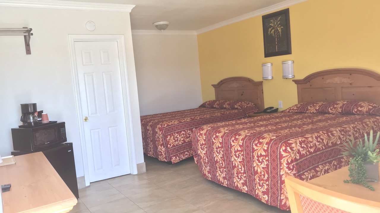 Photo of Bedroom in Twentynine Palms