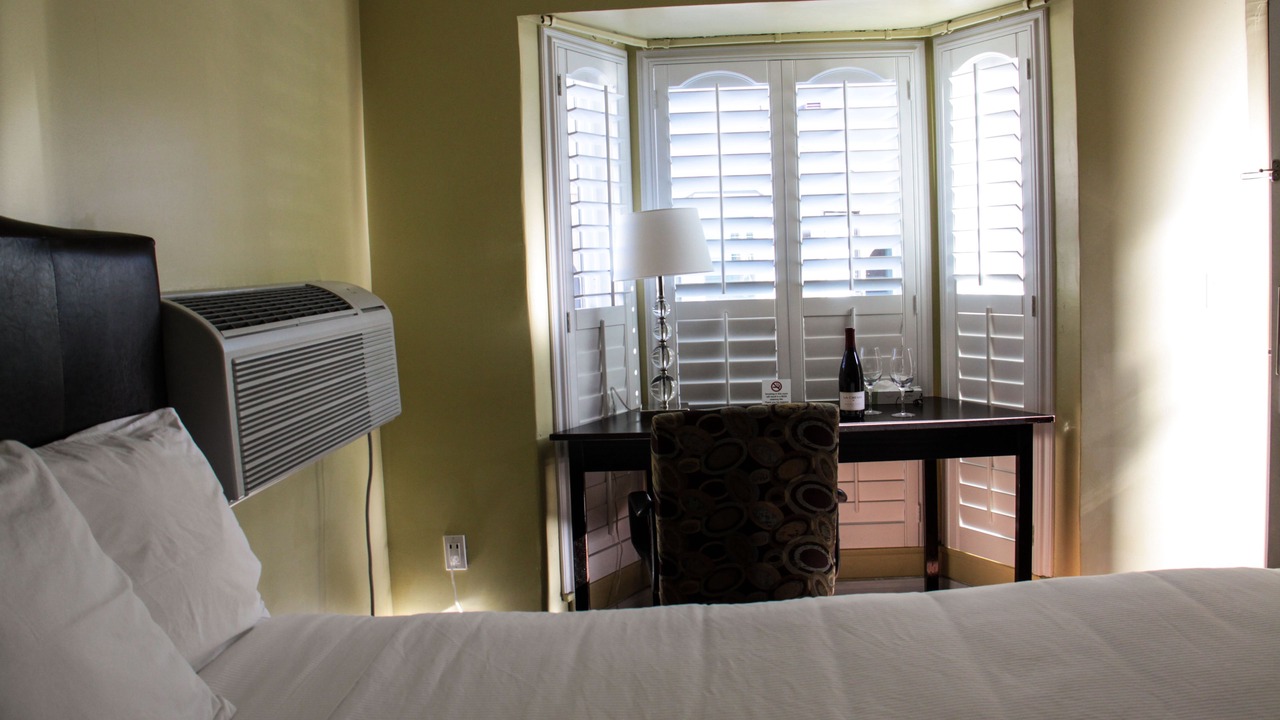 Photo of Bedroom in Studio City