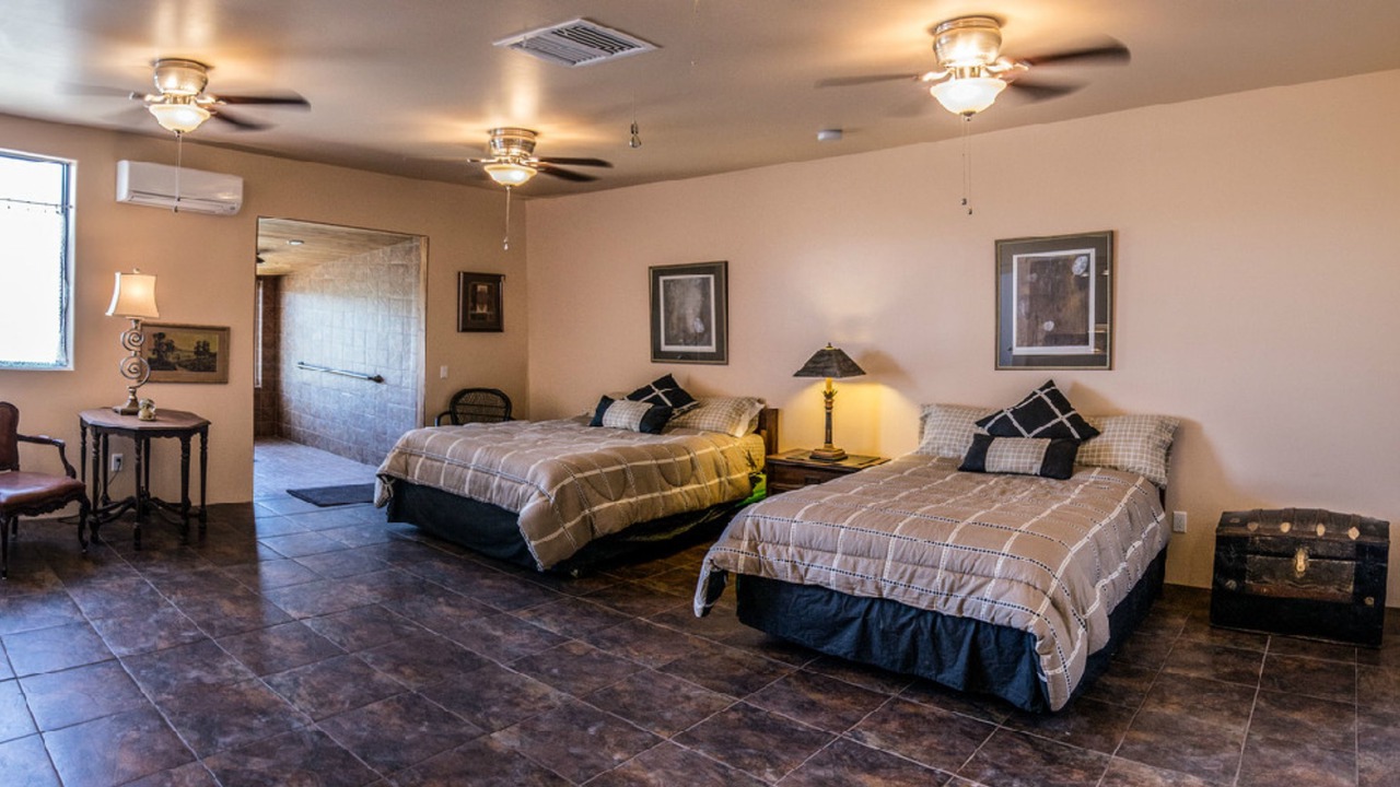 Photo of Bedroom in Indio Hills