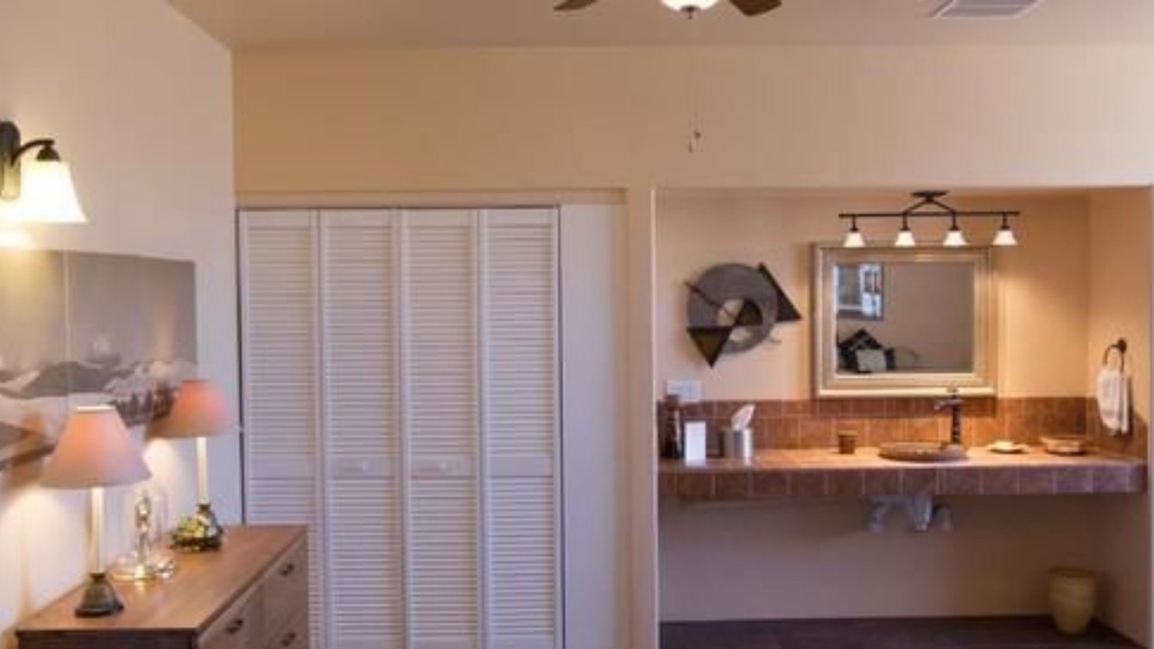 Photo of Bedroom in Indio Hills