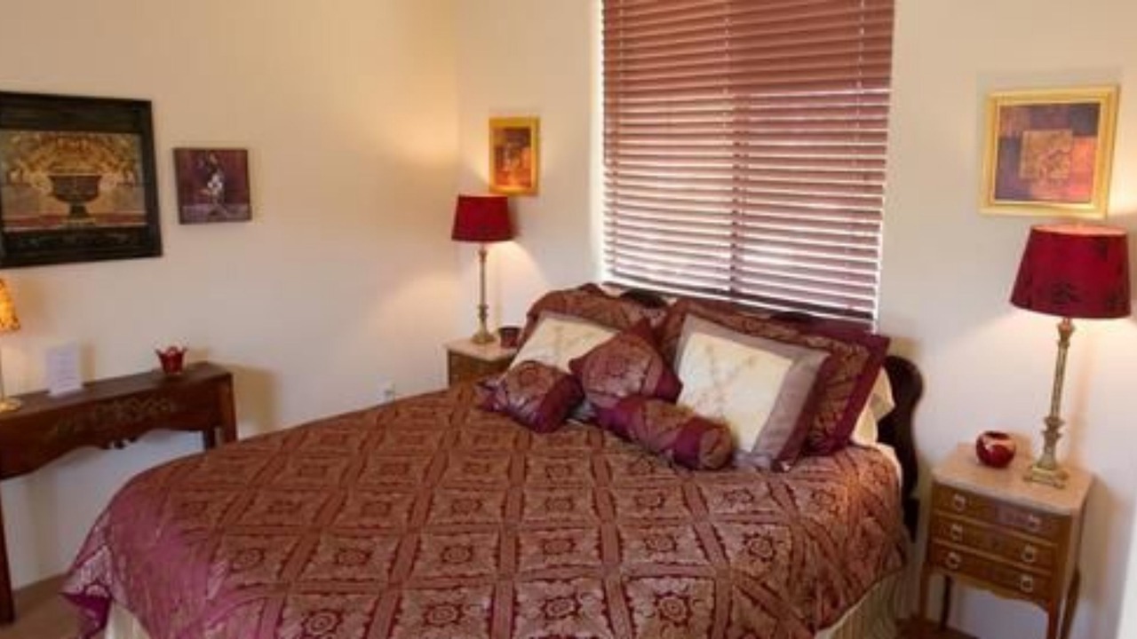 Photo of Bedroom in Indio Hills