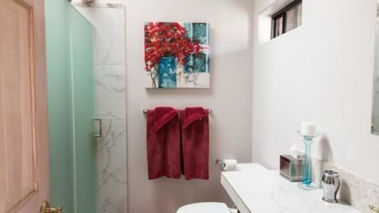 Photo of Bathroom in Indio Hills