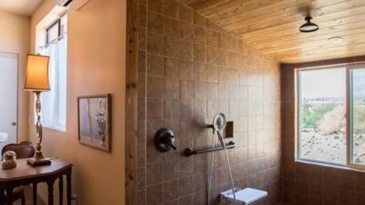 Photo of Bathroom in Indio Hills