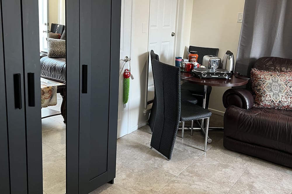Photo of Bedroom in North Hills West