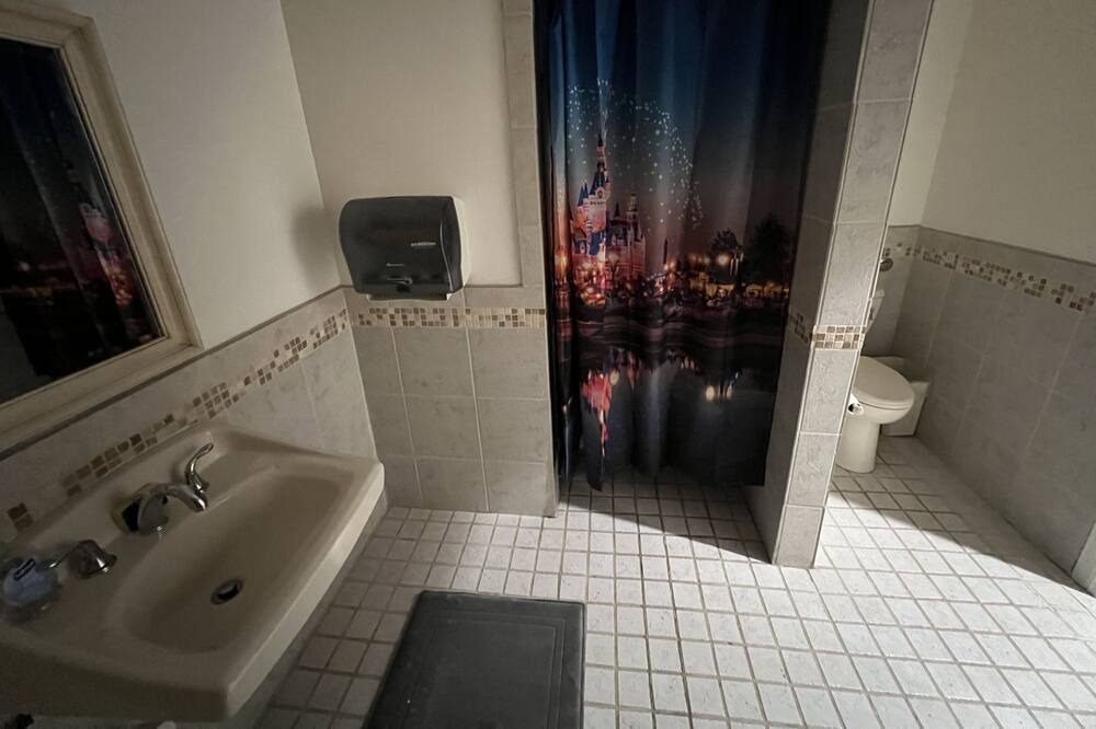 Photo of Bathroom in North Tustin