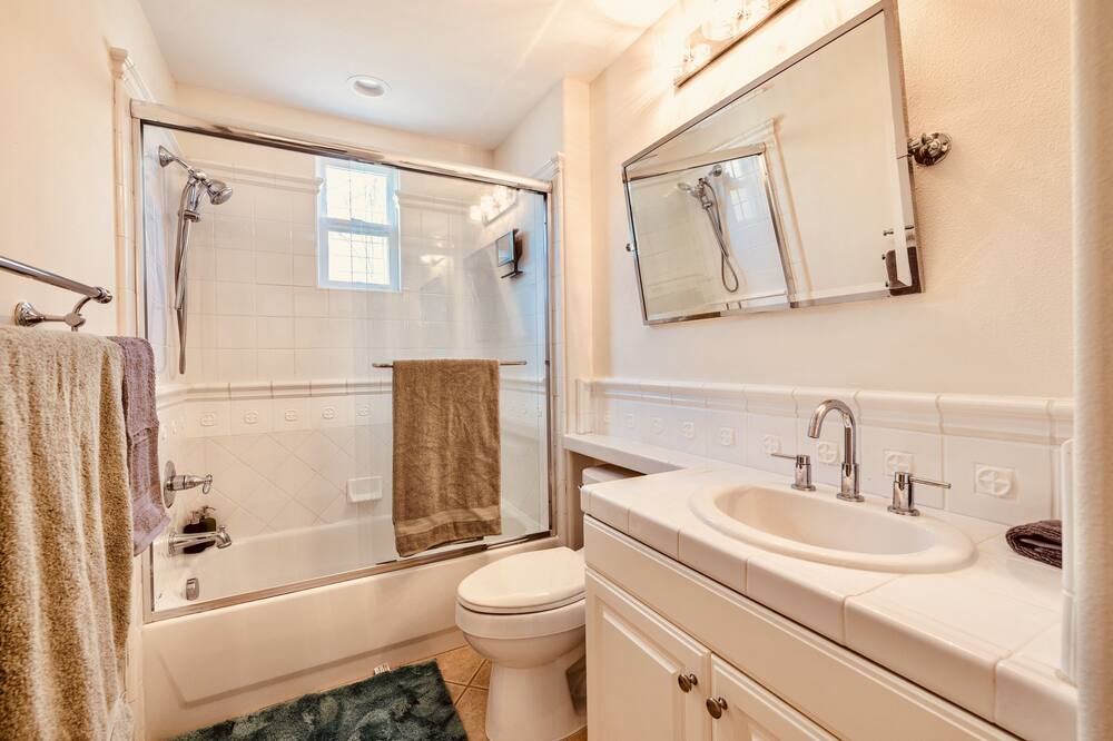 Photo of Bathroom in Ladera Ranch