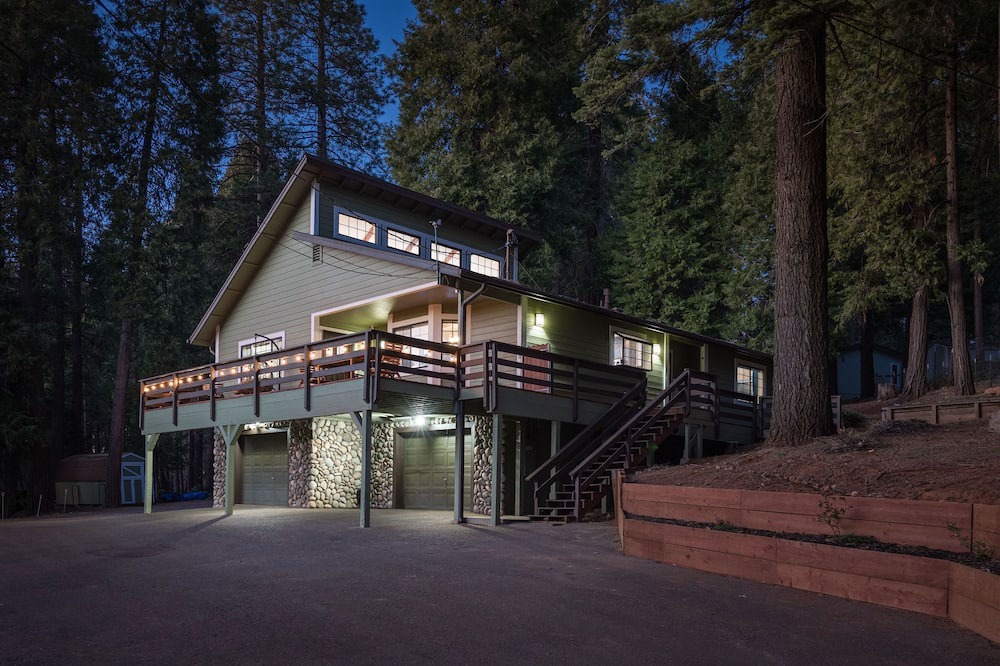 Photo of Outdoor in Apple Hill