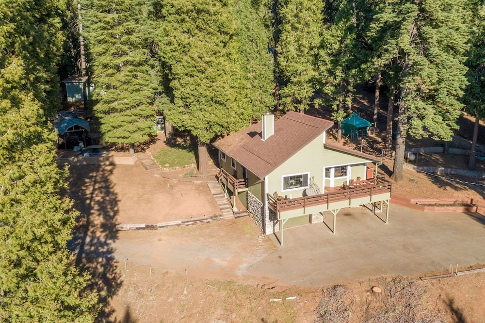 Photo of Outdoor in Apple Hill