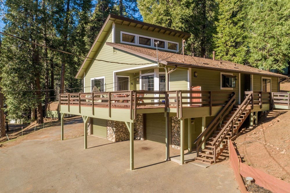 Photo of Outdoor in Apple Hill