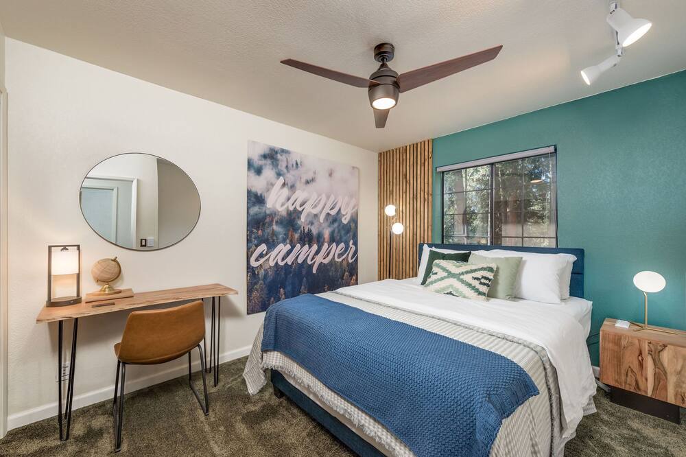 Photo of Bedroom in Apple Hill