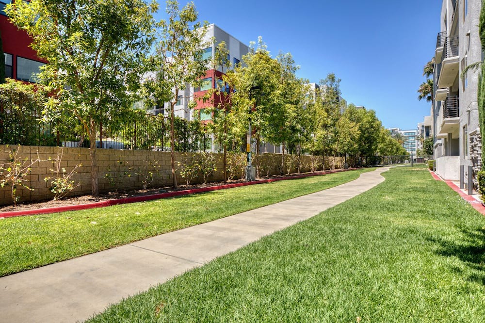 Photo of Outdoor in Warner Center