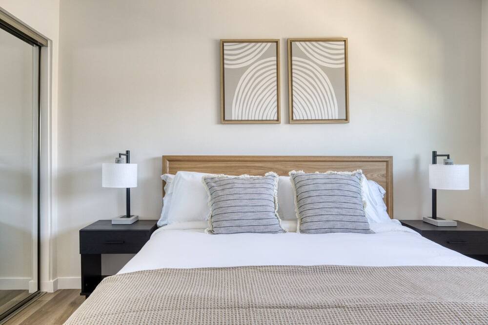 Photo of Bedroom in North Redondo