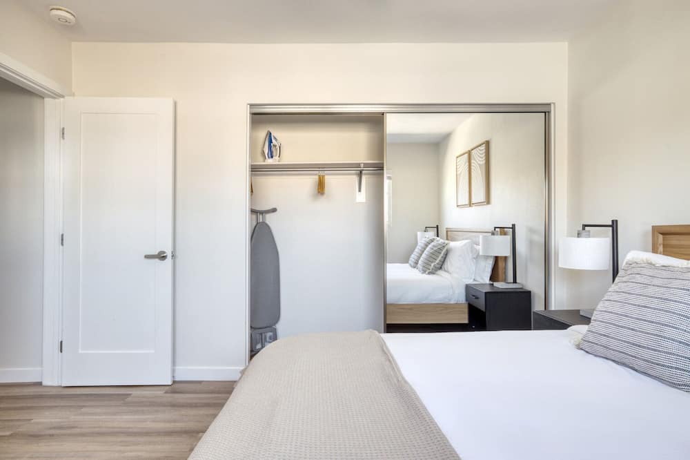 Photo of Bedroom in North Redondo