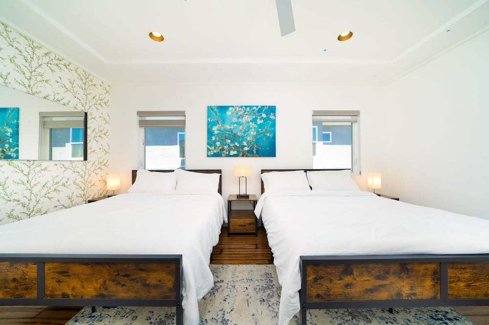 Photo of Bedroom in Fountain Valley