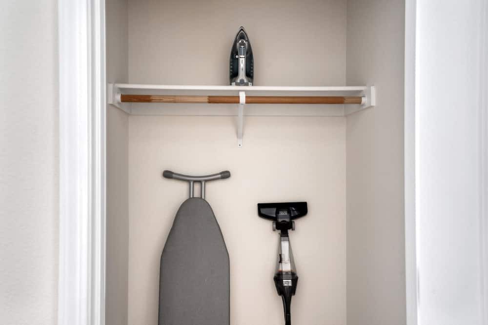 Photo of Bedroom in Walnut Creek