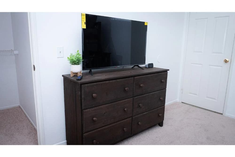Photo of Bedroom in Harbor