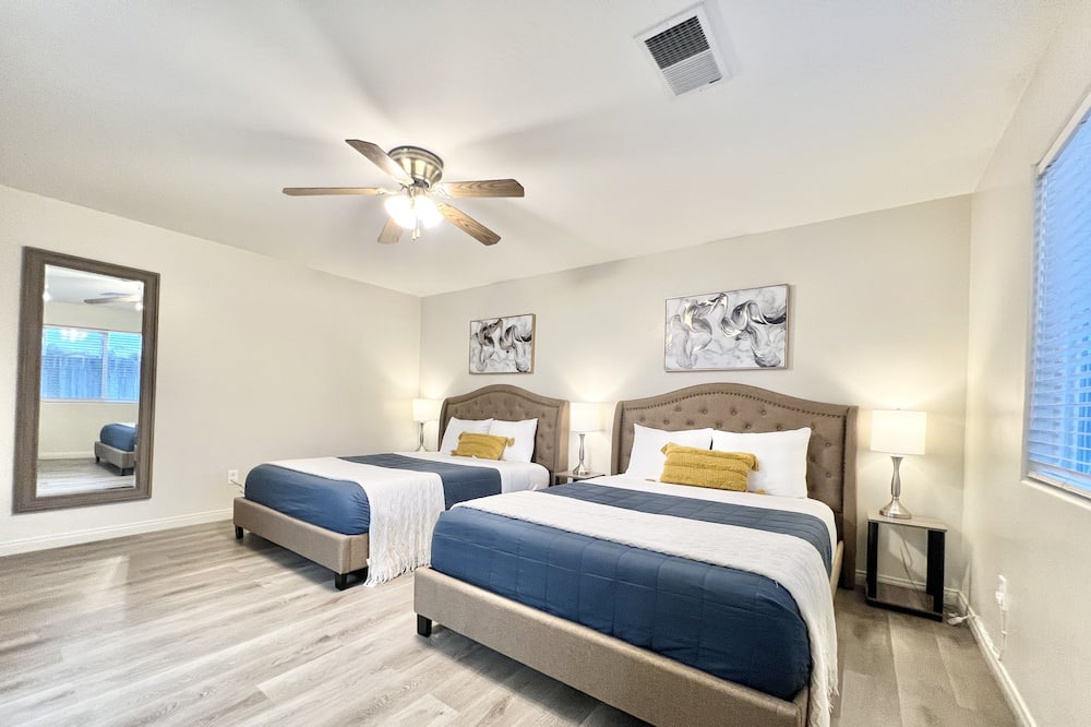 Photo of Bedroom in Rosedale