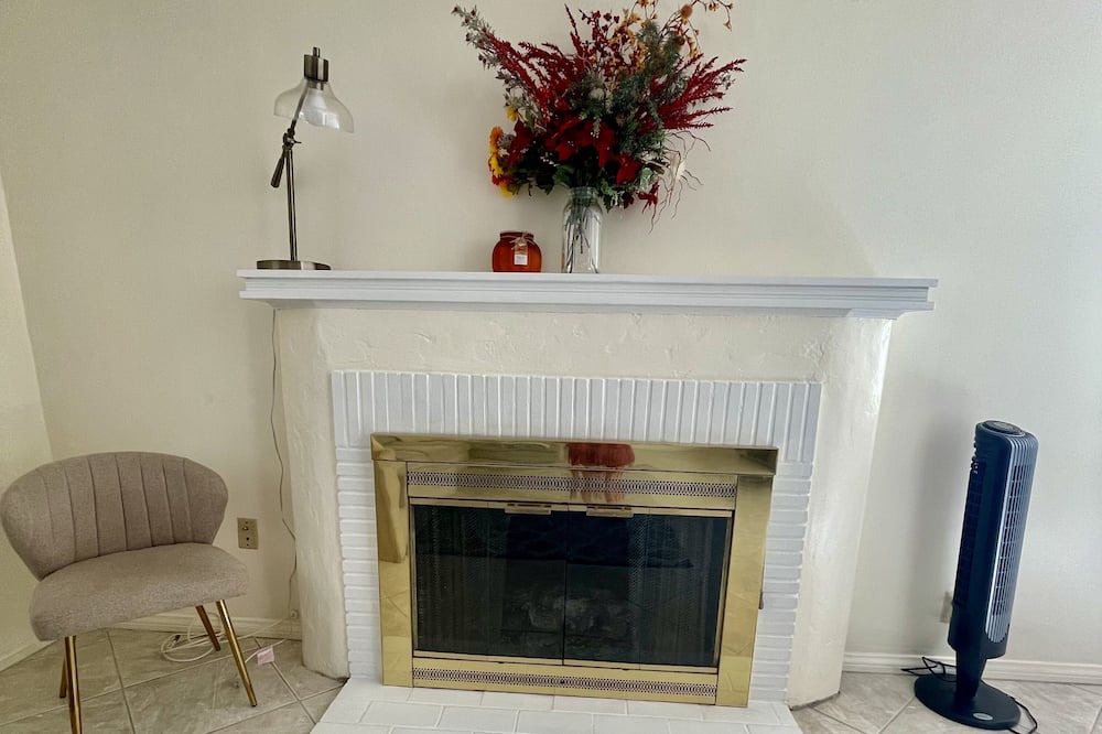 Photo of Livingroom in Loma Linda