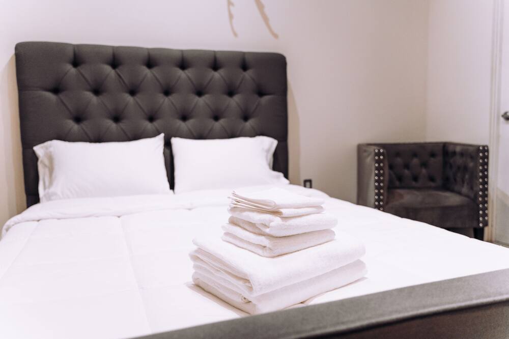 Photo of Bedroom in Downtown