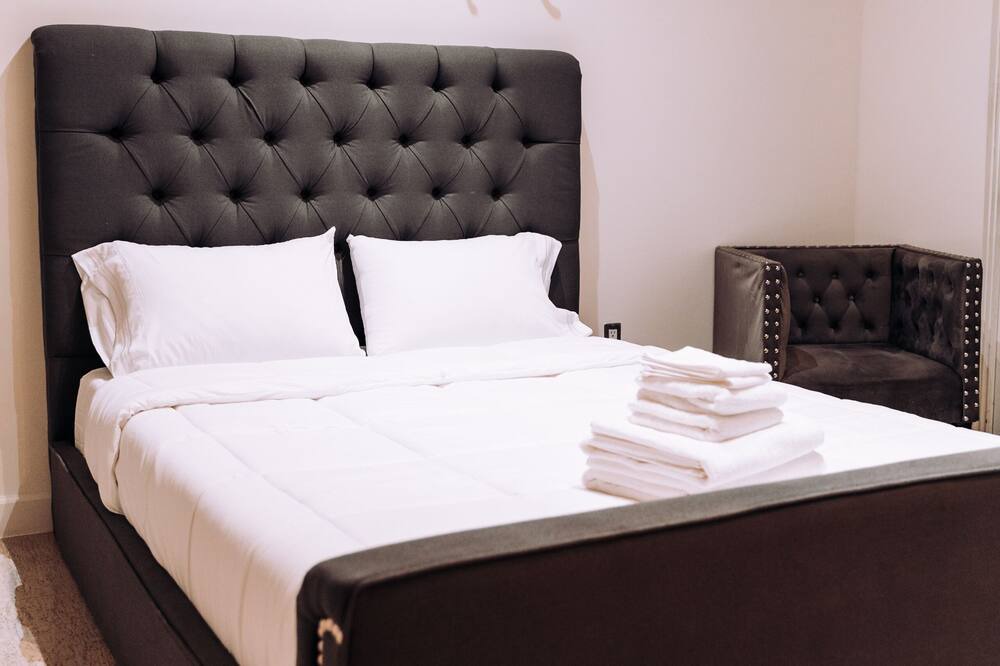 Photo of Bedroom in Downtown