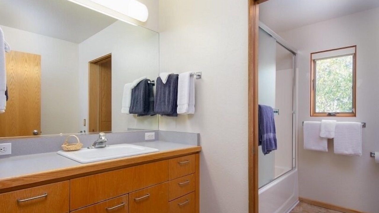 Photo of Bathroom in Sea Ranch