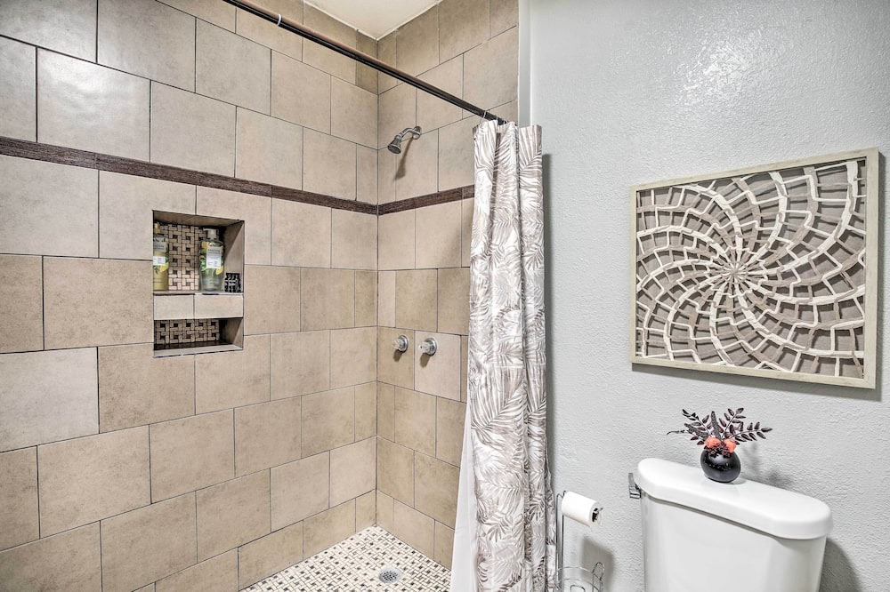 Photo of Bathroom in Compton