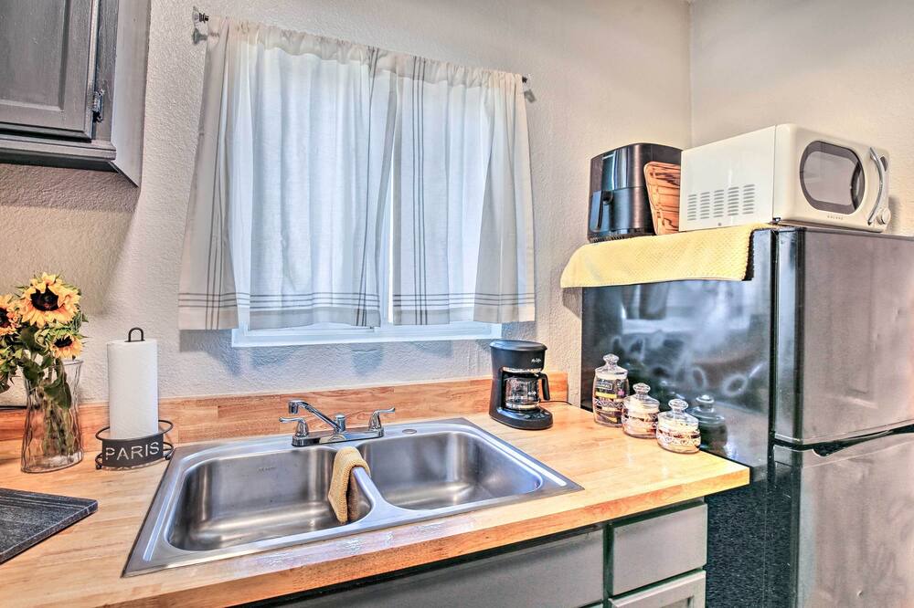 Photo of Kitchen in Compton