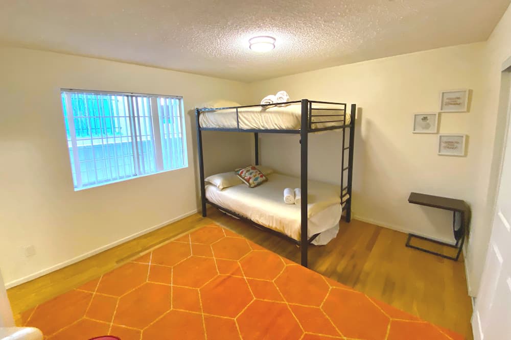 Photo of Bedroom in Atwater Village