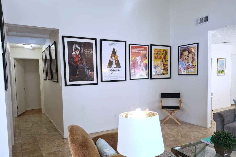 Photo of Livingroom in Atwater Village