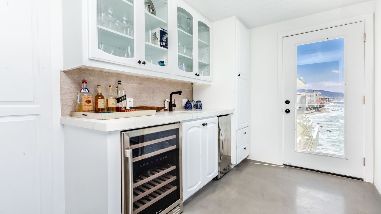 Photo of Kitchen in Eastern Malibu