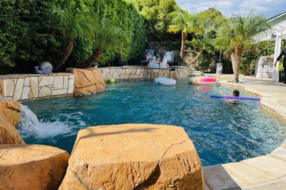 Photo of Outdoor in Fountain Valley