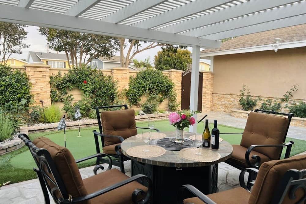 Photo of Patio Balcony in Fountain Valley