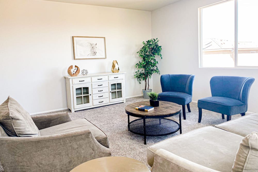 Photo of Livingroom in Riverside