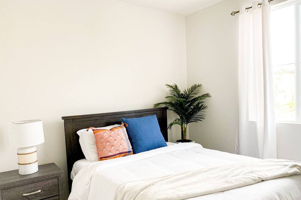 Photo of Bedroom in Riverside