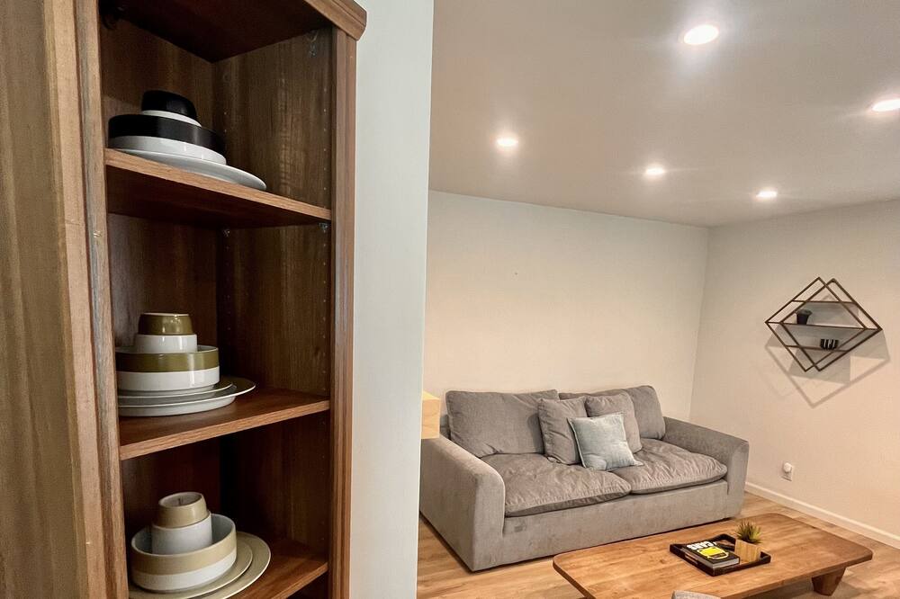 Photo of Bedroom in Lawndale