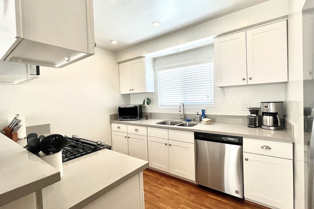 Photo of Bedroom in Lawndale