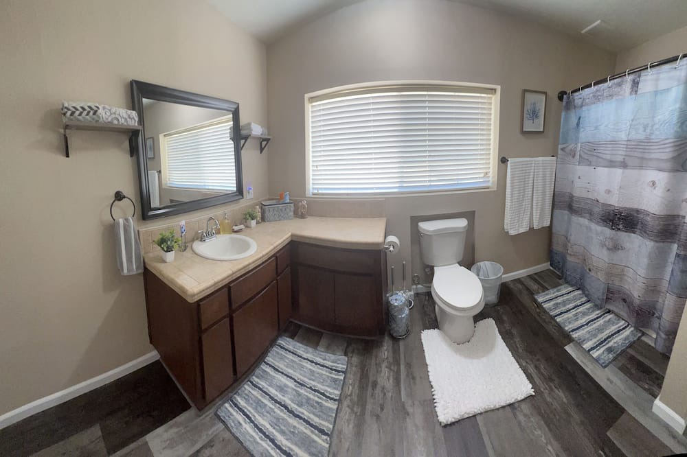 Photo of Bathroom in Springville