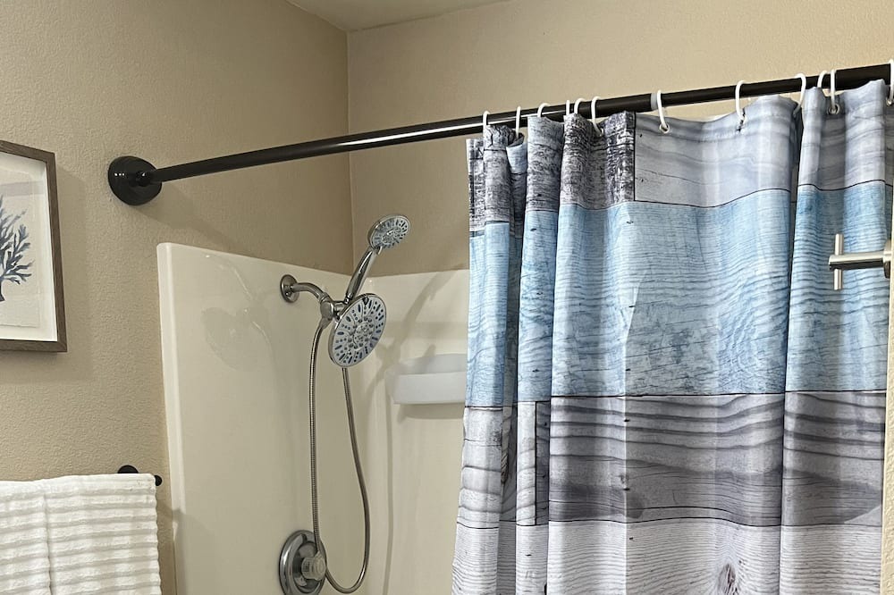 Photo of Bathroom in Springville