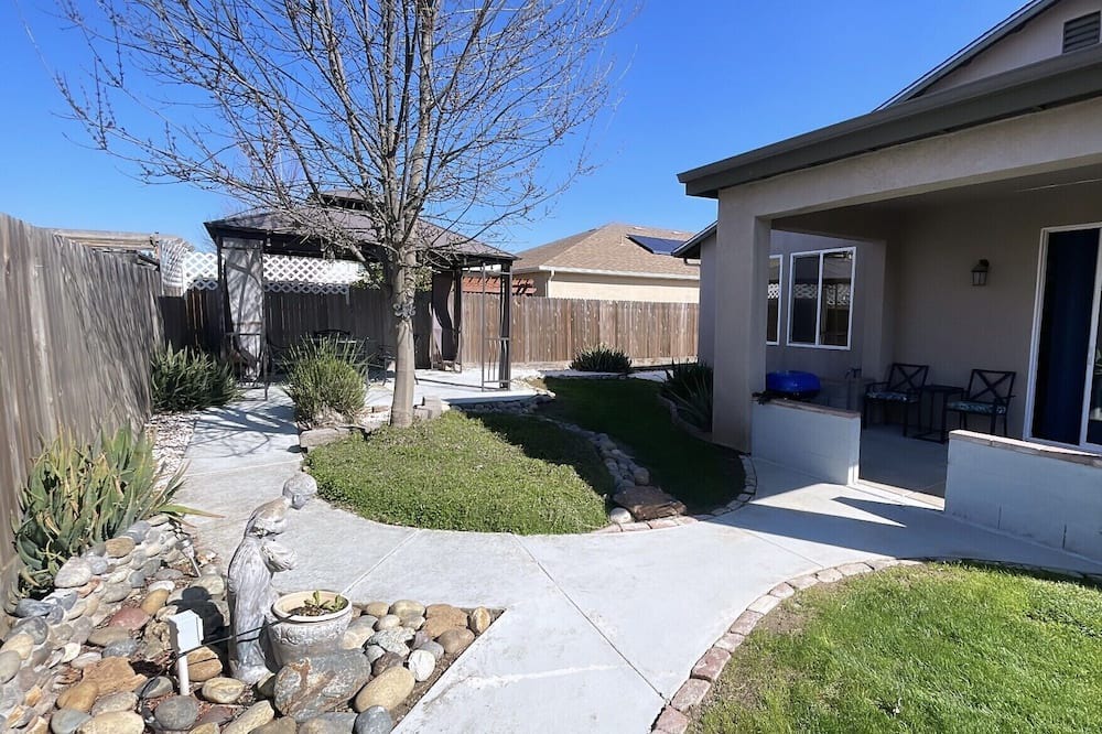 Photo of Outdoor in Visalia