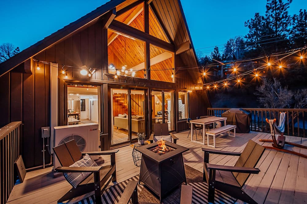 Photo of Patio Balcony in Lake Arrowhead