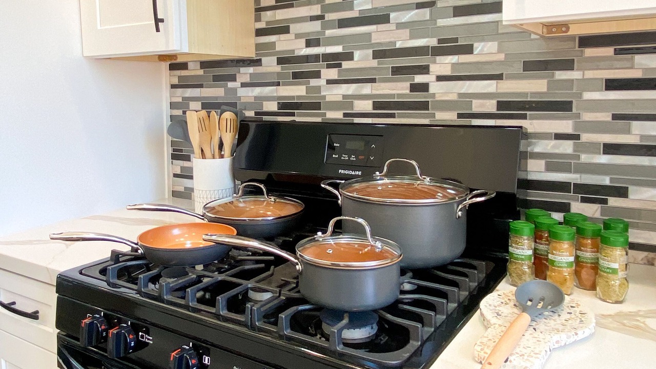 Photo of Kitchen in Encino