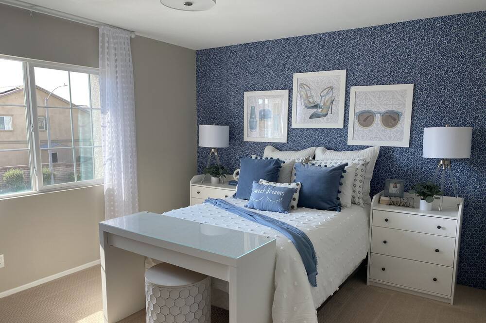 Photo of Bedroom in Palmdale