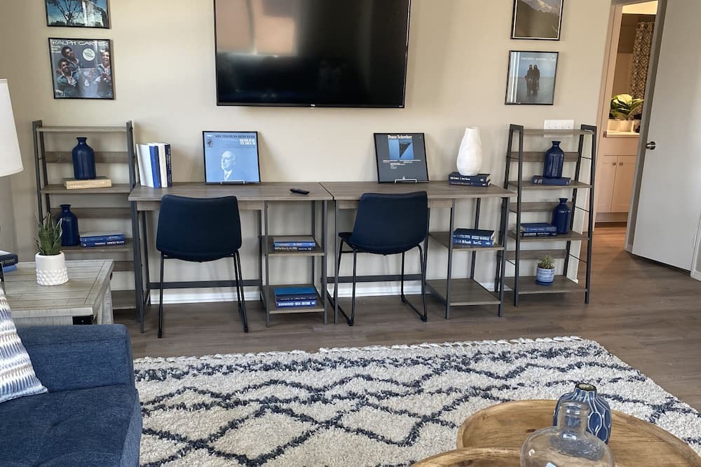 Photo of Bedroom in Palmdale