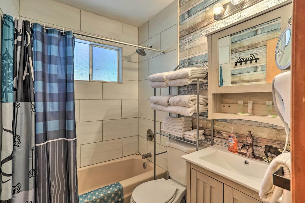 Photo of Bathroom in Running Springs