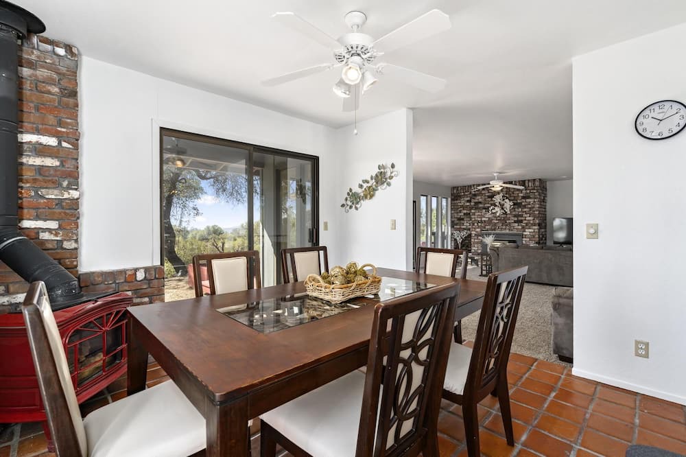 Photo of Kitchen in Rough and Ready